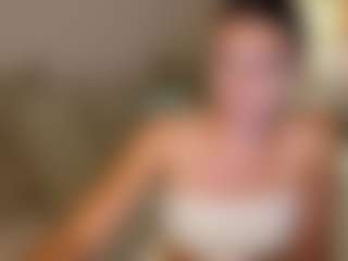 Live cam show with DannaEvan - Underwear on Camsoda