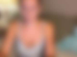 Live cam show with DannaEvan - Tights on Fapmatic.com