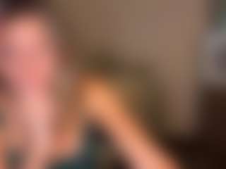 Live cam show with DannaEvan - Underwear on Milfs Live