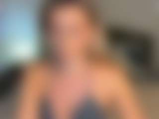 Live cam show with DannaEvan - Sph on madthumbs