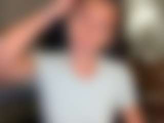 Live cam show with DannaEvan - Butt Plug on camwithhim.com