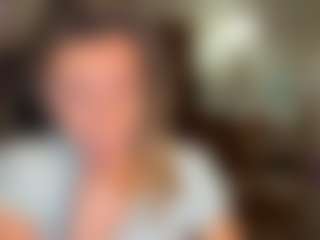 Live cam show with DannaEvan - Bra on CamwithHer