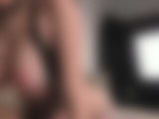 Эротическое вебкам-шоу alicewebgreen в прямом эфире
