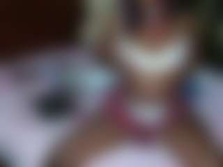 Live cam show with Exotic Smiles - Young Adult on Camsoda