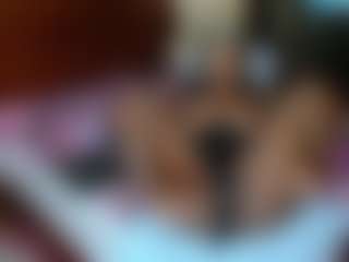 Exotic Smiles's Live Sex Cam Show