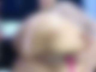 Live cam show with hannahot - Camel Toe on SquirtSoMuch