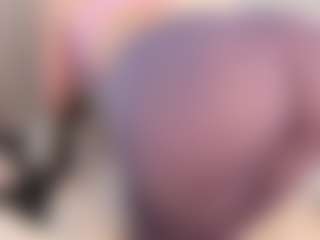 Live cam show with miiamadison - Brown Eyes Red Hair on Milfs Live