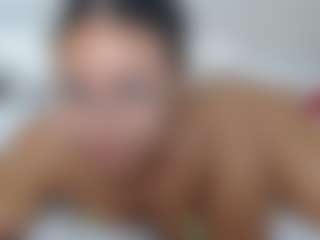 Lia L's Live Sex Cam Show