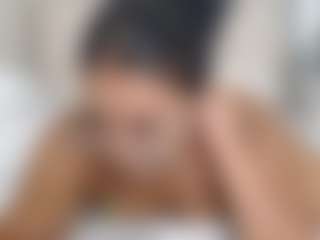 Lia L's Live Sex Cam Show