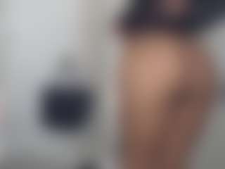 Lia L's Live Sex Cam Show