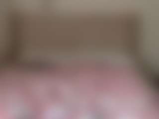 Lia L's Live Sex Cam Show