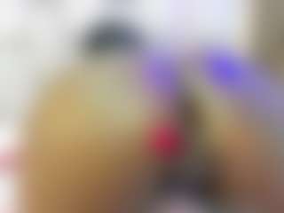 Live cam show with zurygray - Pregnant on Camsoda