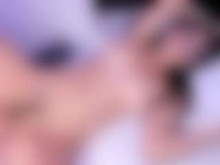 emma-white001's Live Sex Cam Show