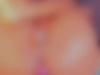 Live cam show with Pheyton-Hott - Ebony on Milf Play | colombia