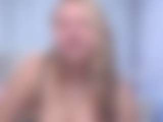 Live cam show with SallyVerda - Gray Eyes on Streamer API