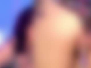 Live cam show with Ahytana - MILF on SquirtSoMuch