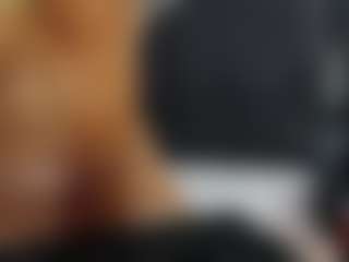 AnnaAlvarez's Live Sex Cam Show