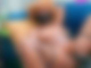 Live cam show with Squirt Princess - Genital Piercings on Strip Flash - Live Sex Shows