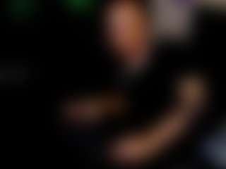 Live cam show with ShadowV5551 - Brown Hair on Camsoda