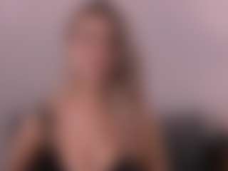Live cam show with CindySexual - Thong on Uber Horny