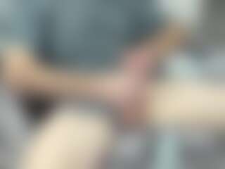Live cam show with Froy4989 - Outside on Dare Cams