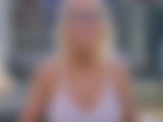 Live cam show with Fit Cougar - Granny on anonymated.com