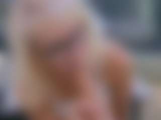 Live cam show with Fit Cougar - Granny on SquirtSoMuch
