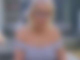 Live cam show with Fit Cougar - Granny on crypto-cams
