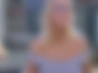 Live cam show with Fit Cougar - Granny on AdultVida.com