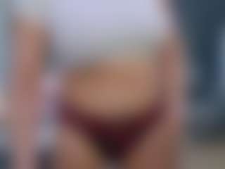 Live cam show with Fit Cougar - Implants on Latina Girls