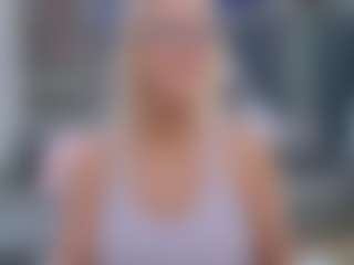 Live cam show with Fit Cougar - Granny on Milf Play