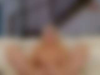 Fit Cougar's Live Sex Cam Show