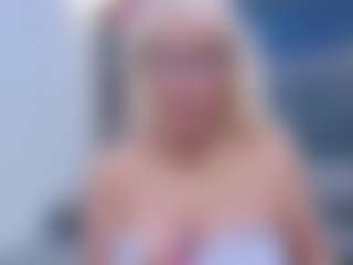 Live cam show with Fit Cougar - Cougar on Nude Chat * 1 On 1 Webcam Sex * Live Cam Show