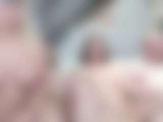 Live cam show with Fit Cougar - Amateur on Camsoda