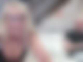 Live cam show with Fit Cougar - Spy Granny on Camsoda