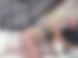 Live cam show with Fit Cougar - Athletic Amateur on CamwithHer