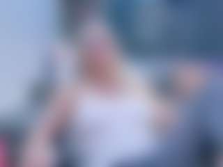 Live cam show with Fit Cougar - Senior on camtv