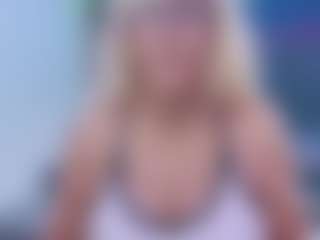 Live cam show with Fit Cougar - Tattoos Granny on CamwithHer