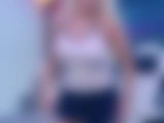 Live cam show with Fit Cougar - Tattoos Granny on Milfs Live