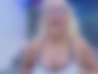 Live cam show with Fit Cougar - Old on Sweet Sext