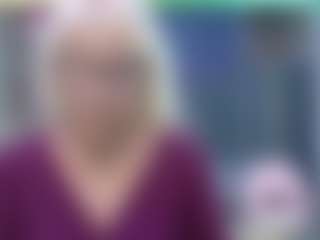 Live cam show with Fit Cougar - Granny Blonde Hair on makecum.org