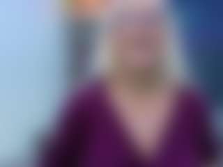Live cam show with Fit Cougar - Body Massage on EXY