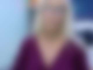 Live cam show with Fit Cougar - Drinking on makecum.org
