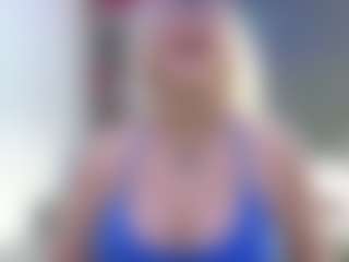Live-camshow met Fit Cougar - Senior op Camsoda