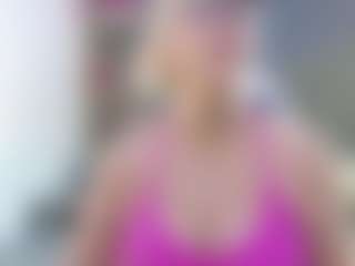 Live cam show with Fit Cougar - Granny Blonde Hair on nudelive.tv