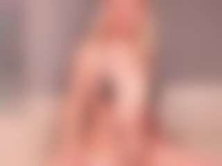 Live cam show with MilaSweeet - Skinny on slutload