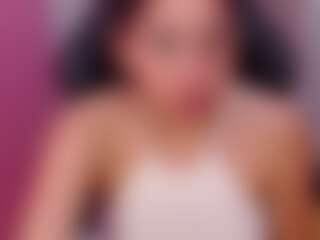 JulietaOpal's Live Sex Cam Show