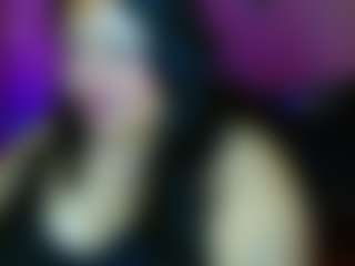 Lunaa-dss MILF webcam performer live streaming
