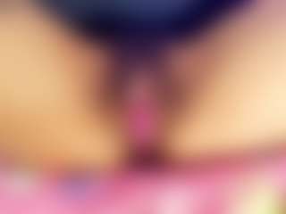 Live cam show with AliceCandace - Black Petite on Camversity