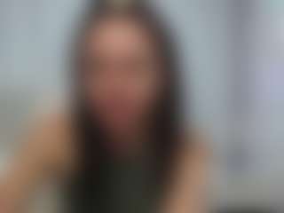 Live cam show with KaraCriegs - Body Massage on AdultVida.com